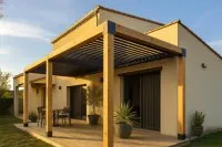 Article thumbnail: C'est quoi une pergola bioclimatique ?