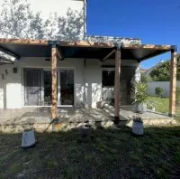 Article thumbnail: La terrasse toute mignonne de Patricia - Connecteurs et poteaux bois 12x12