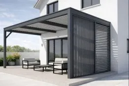 Bioclimatique avec des brises soleil