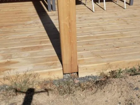 Ancrage au sol d'une pergola