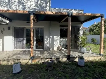 La terrasse toute mignonne de Patricia - Connecteurs et poteaux bois 12x12